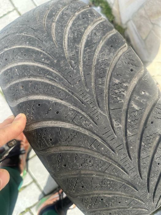 Ніссан ліф запаска