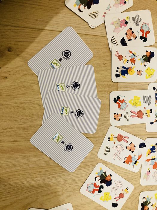 # petit# cards# find