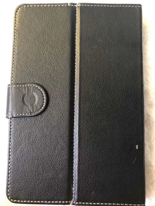 Etui do tabletów 7-8" Czarne Skórzane