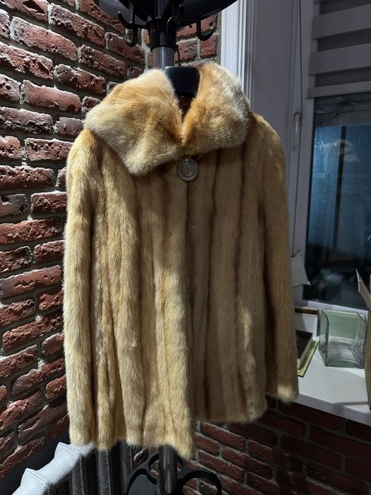 Шуба норкова натуральна