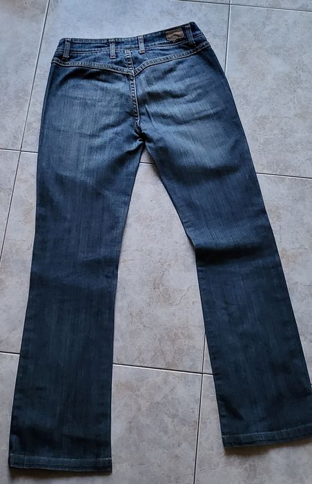 Calça ganga e camisola de lã