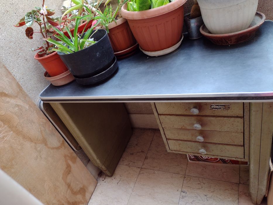 Secretária industrial