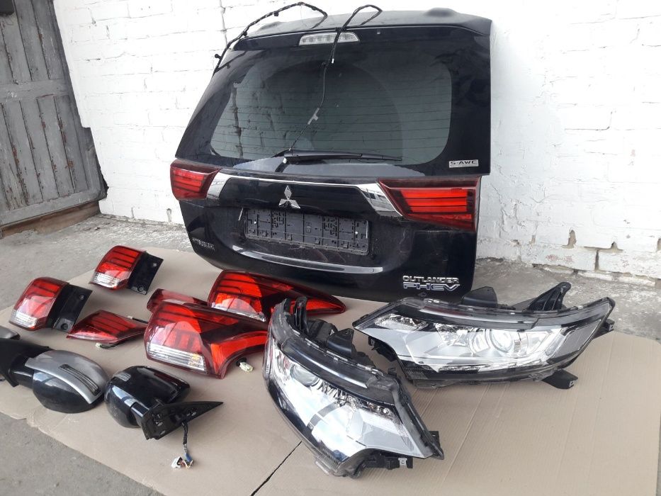 Mitsubishi Outlander 3 фара фонарь задній стоп ліхтар