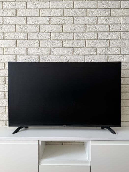 Телевізор Ergo 43WUS9100 43” Smart TV 4K