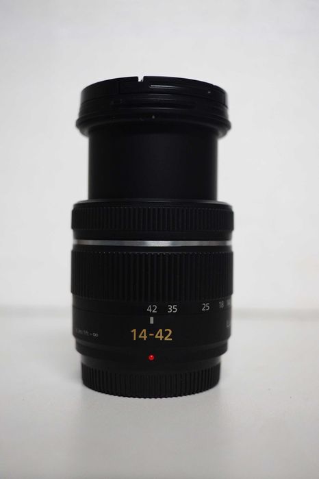 Panasonic 14-42mm F3.5-5.6 + Filtro UV