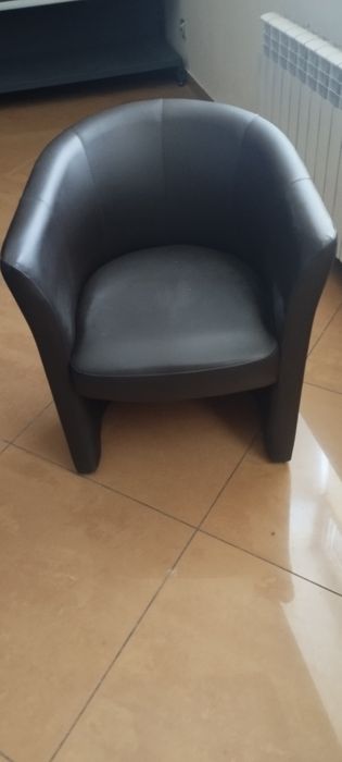Fotele klubowe z Eco skóry 180zł