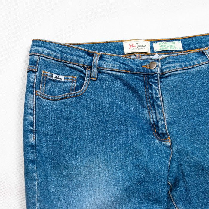 John Baner bootcut spodnie jeansowe z haftem 48eu/4XL dzwony