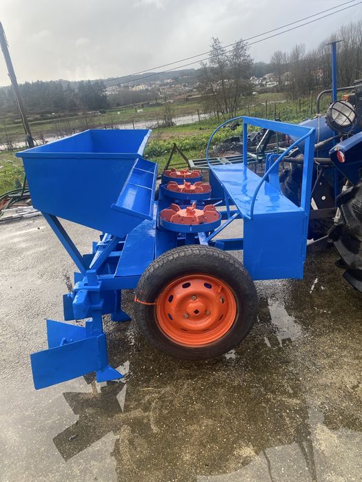 Maquina Semear Batatas