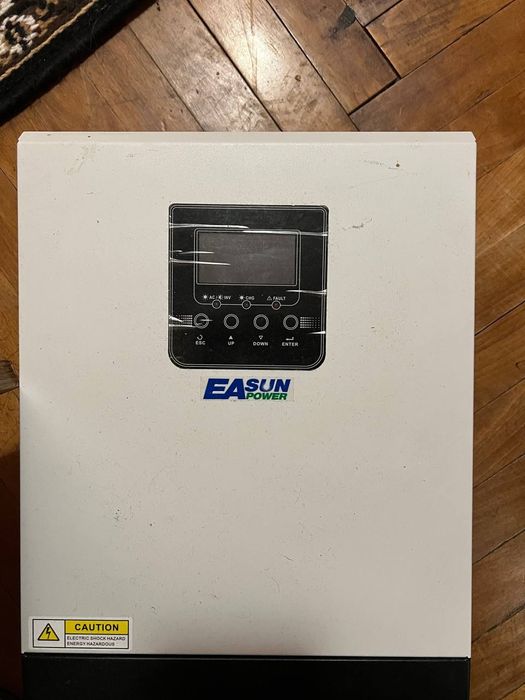 Гібридний інвертор EA SUN 3квт 24 в з батарейкою