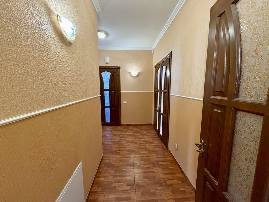 Будинок преміумкласу в Малехові | 271,7 м² | Ділянка 10 сотих