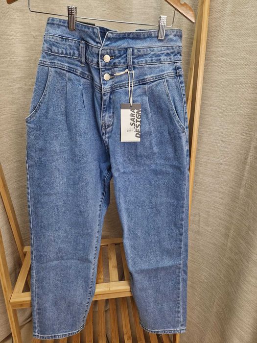 NOWE jeansy z wysokim stanem Mom fit M.Sara XS/34