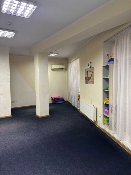 ПРОДАМ комерційне приміщення у м. Чорноморськ