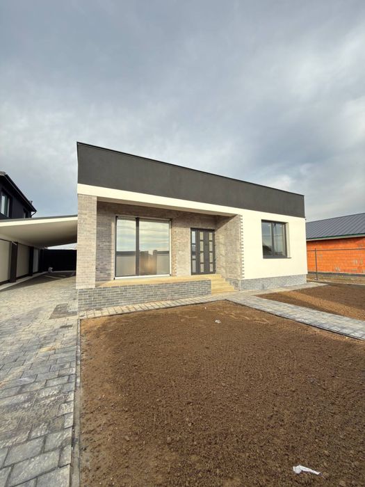 Продаж будинку / Табла