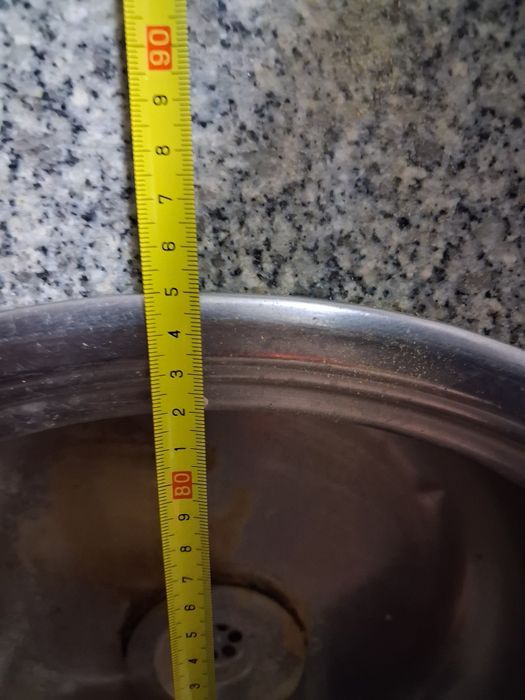 Banca para cozinha com lava loiça e pedra  .