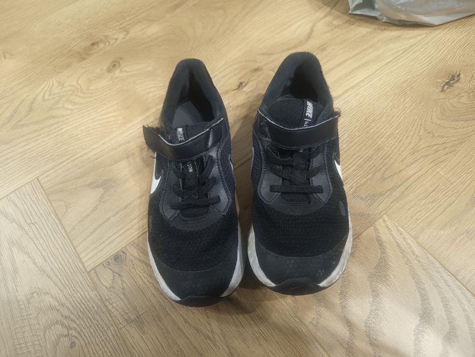 Buty sportowe Nike 33