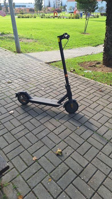 Trotinete Xiaomi Electric Scooter Essential Preta