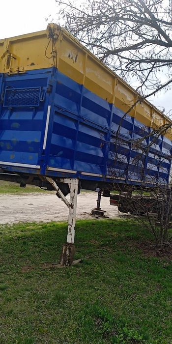 Самосвал зерновоз