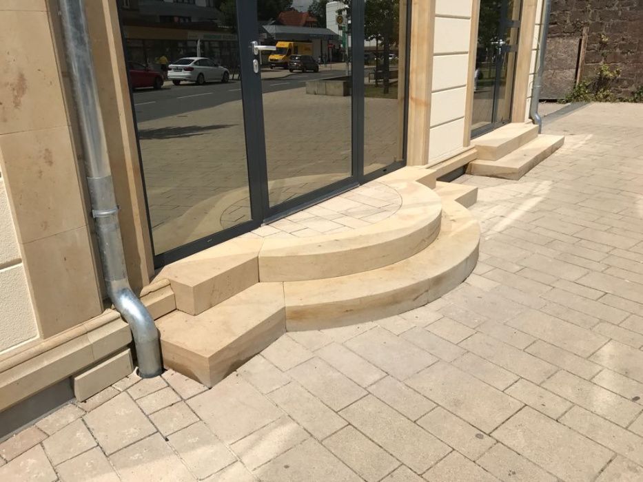 ~48~ Schody zewnętrzne, piaskowiec, bloki, kamień naturalny