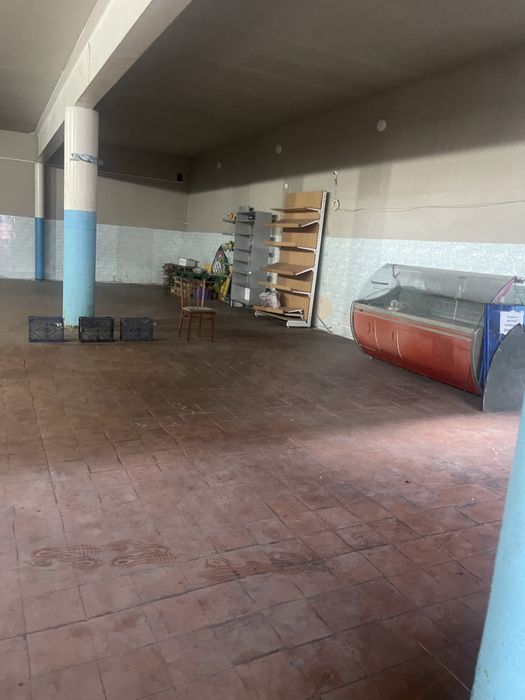 Продам комплекс зданий  на центральном рьінке