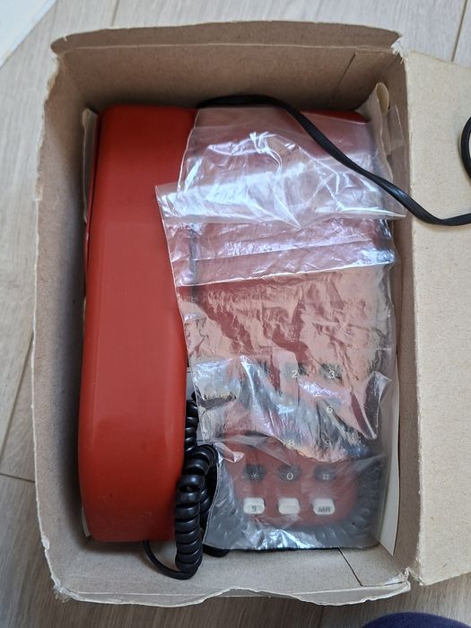 Telefon elwro z oryginalnym pudełkiem stacjonarny elektron bordowy