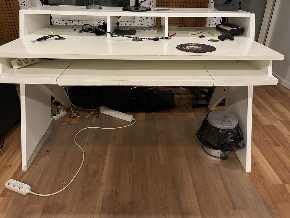 Mesa de estudio musical