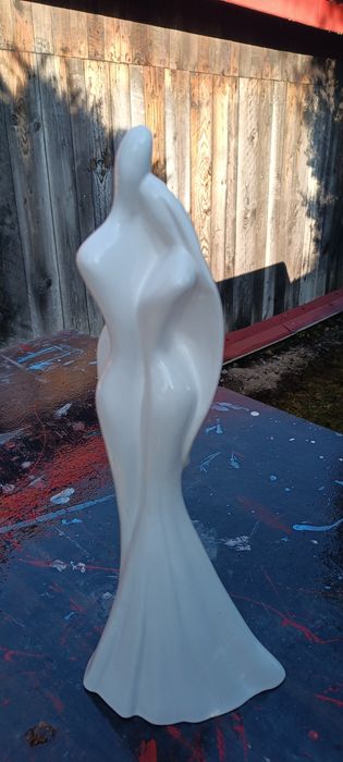 Figurka fajansowa