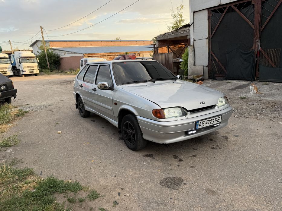 Продам ваз 2114 инжектор газ бензин