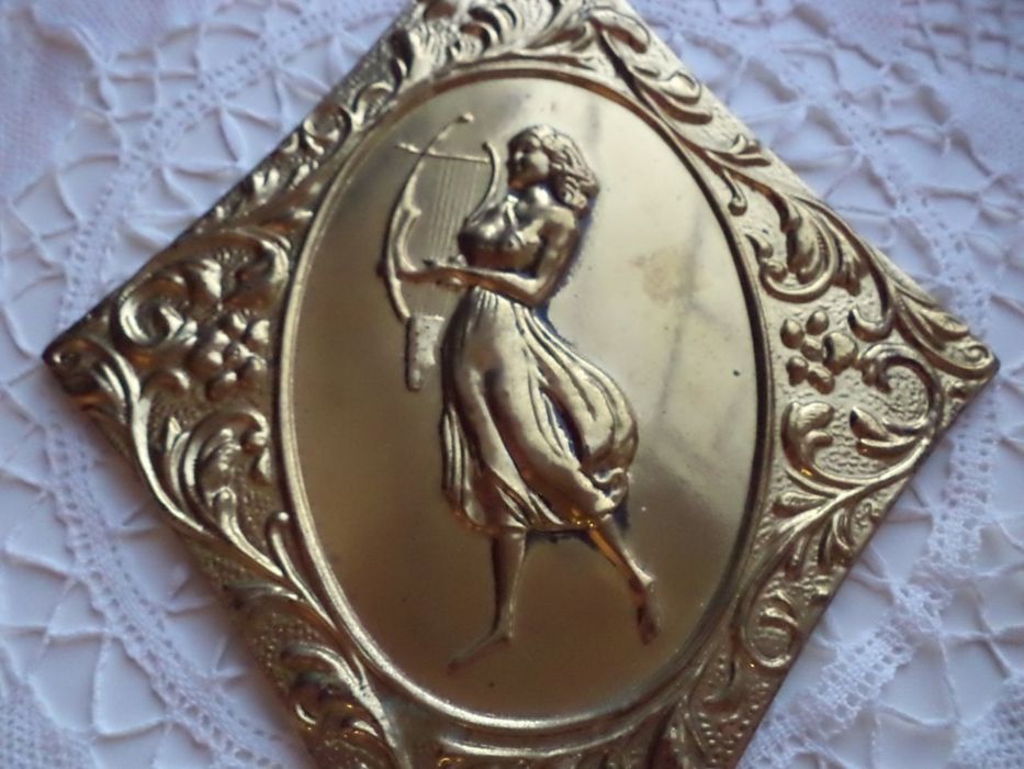 картина панно плакетка Девушка с лирой латунь Англия