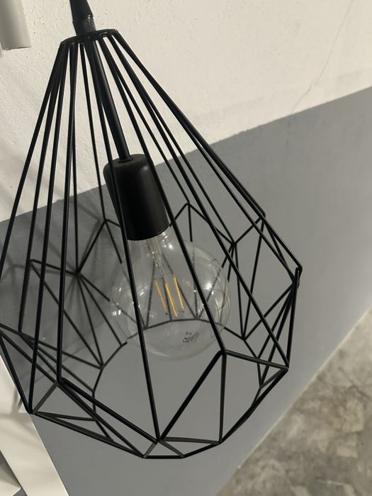 Candeeiro de teto como novo