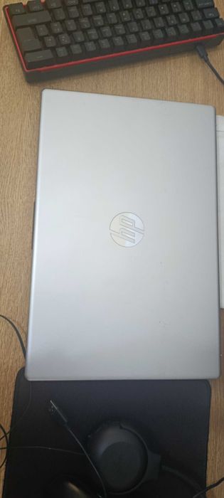 Noutbook semi novo