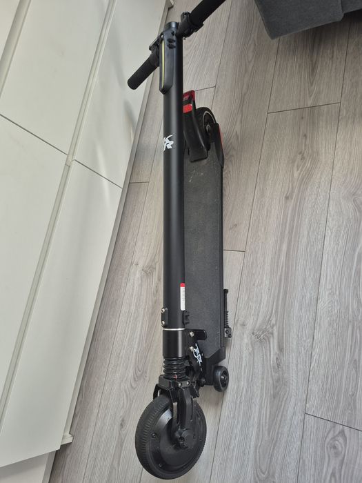 Hulajnoga Elektryczna Kruzzel Bolt