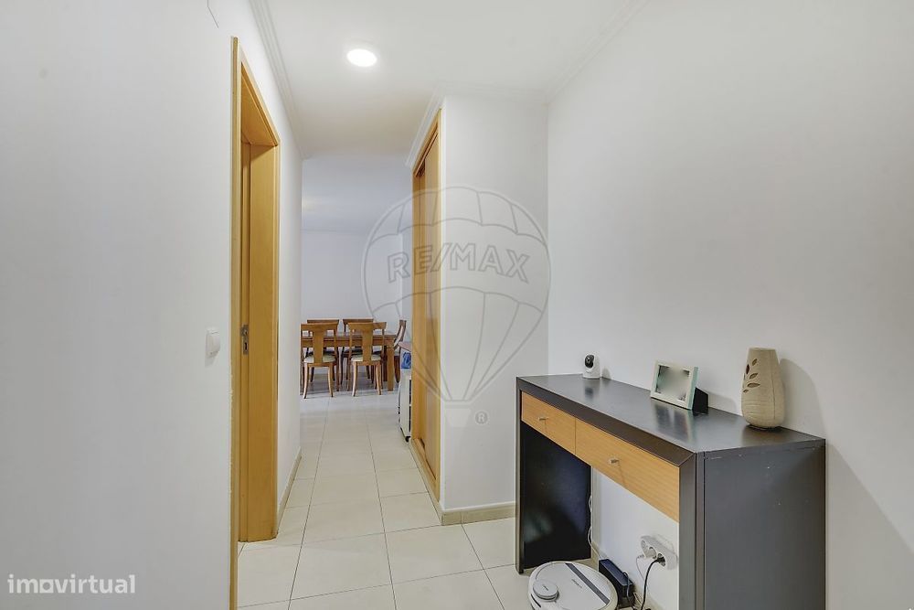 Apartamento T4 para arrendamento
