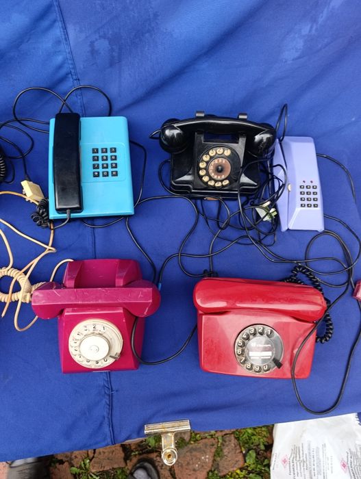 Стационарный телефон СССР с круглым диском советский стаціонарний