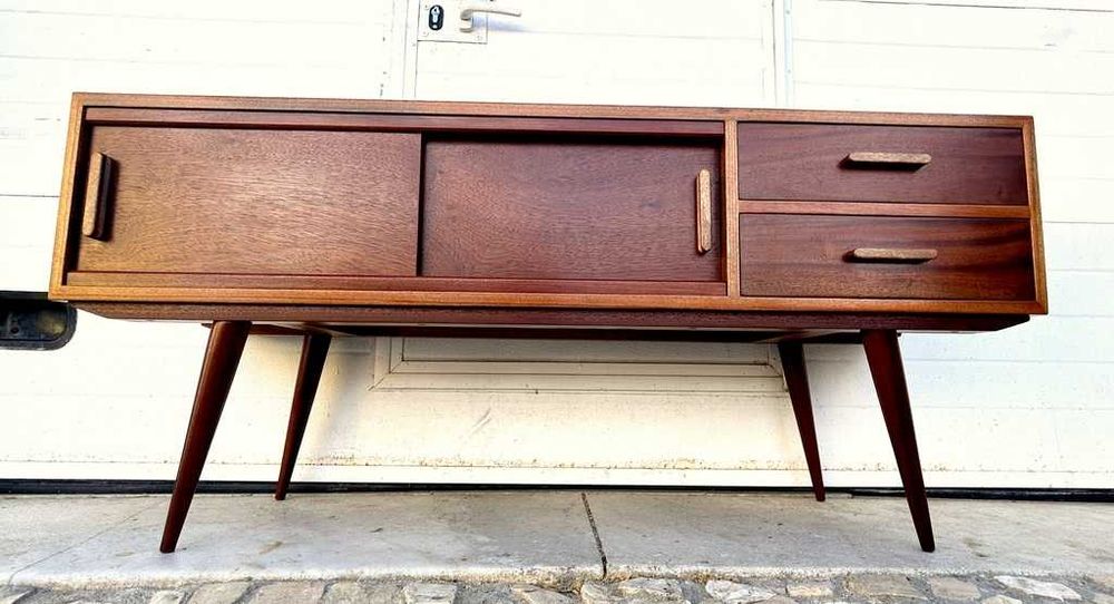 Aparador móvel tv olaio vintage 138comp x 39prof x 63alt.