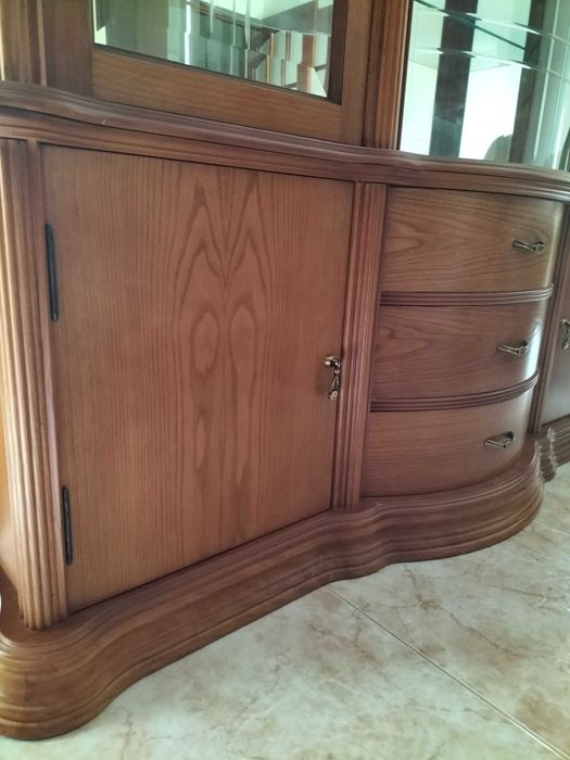 Cristaleira I  Móvel Expositor