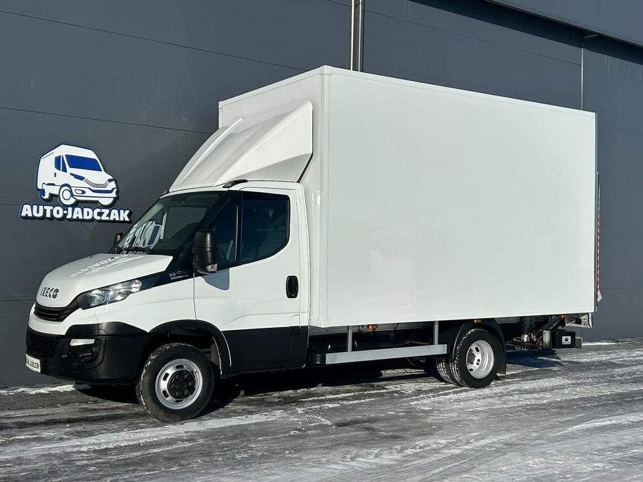 Iveco Daily 35C18 3.0 HPI Hi-Matic Kontener 8 palet + winda 750kg + drzwi boczne **Wysoki kontener**KLIMA**Serwis**Sprowadzony**  **DMC 3,5t**Prawo jazdy kat. B**