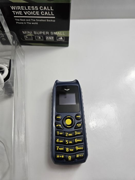 Крутой мобильный телефон Servo,  мини на 2 сим карты