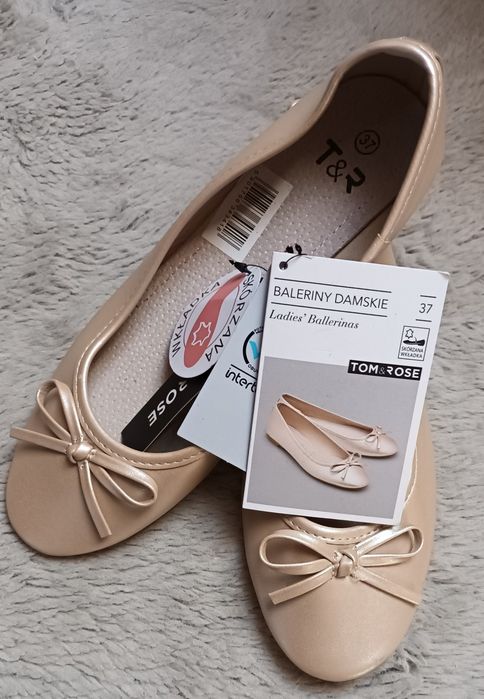 Buty, balerinki.