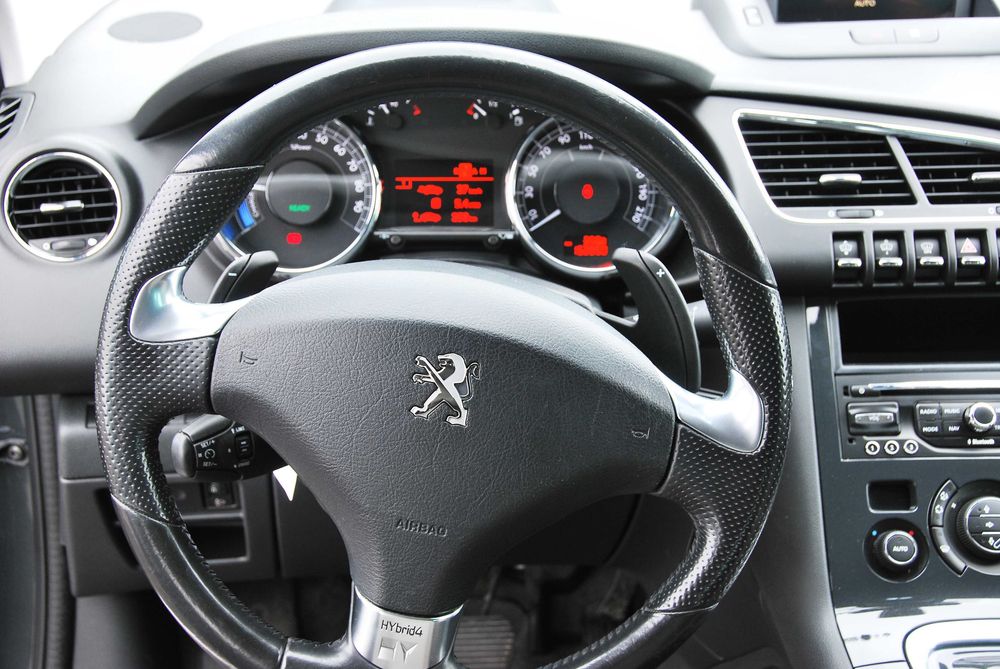 Peugeuot 3008 Hibrido/ Diesel 2.0 Hdi 200cv