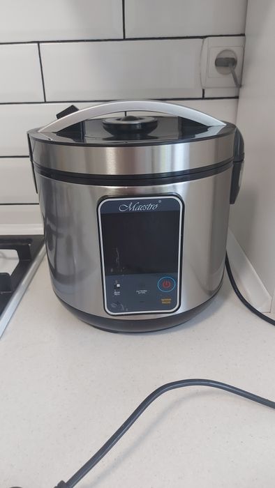 Продам мультиварку Маестро
