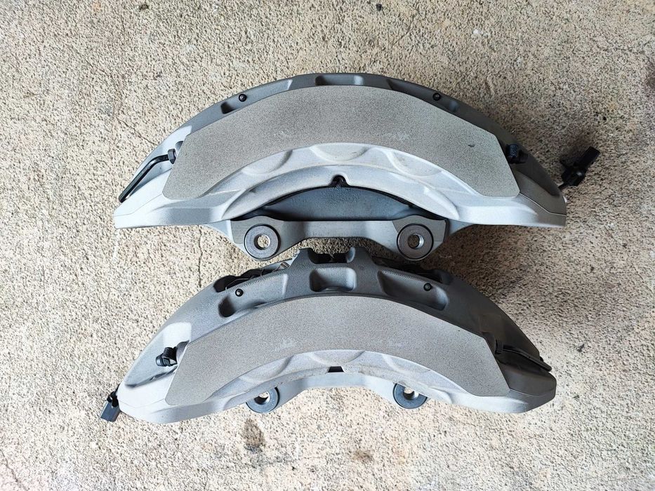 Pinças Brembo Audi E-tron 400mm - Novas!