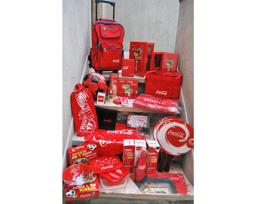 Conjunto de artigos publicitários/merchandising da Coca-Cola