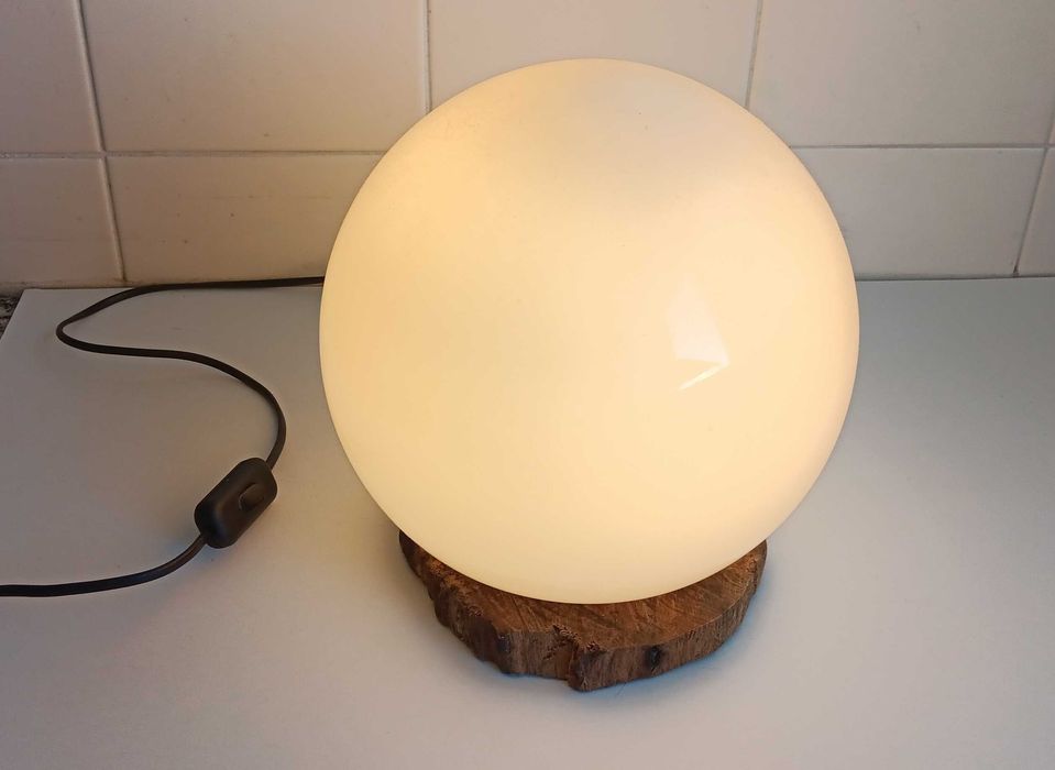 candeeiro de pé e de mesa globo - como Novos