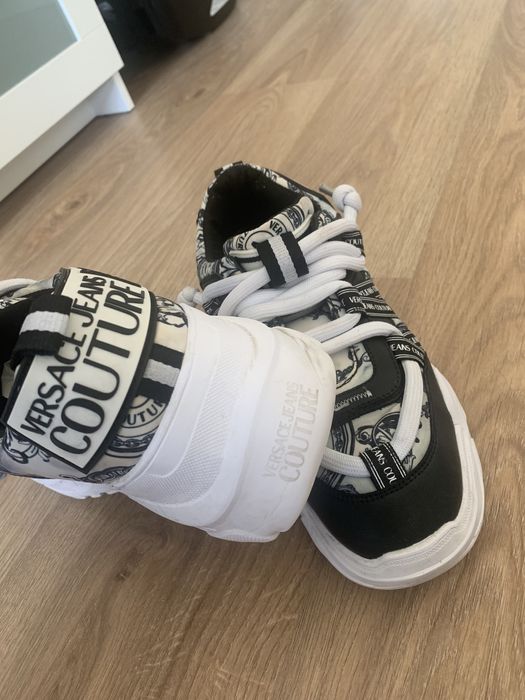 Ténis Versace Preto e Branco