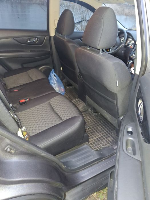 Продам Nissan  ROGUE