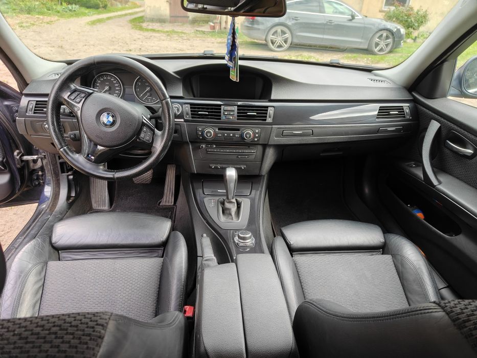 BMW E91 3.0b 218 km