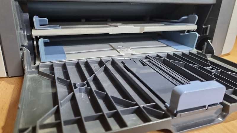 Принтер лазерний HP LaserJet 1010 USB 2.0 б/в надійний, економний