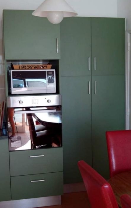 Móvel forno/ micro ondas e móvel dispenseiro