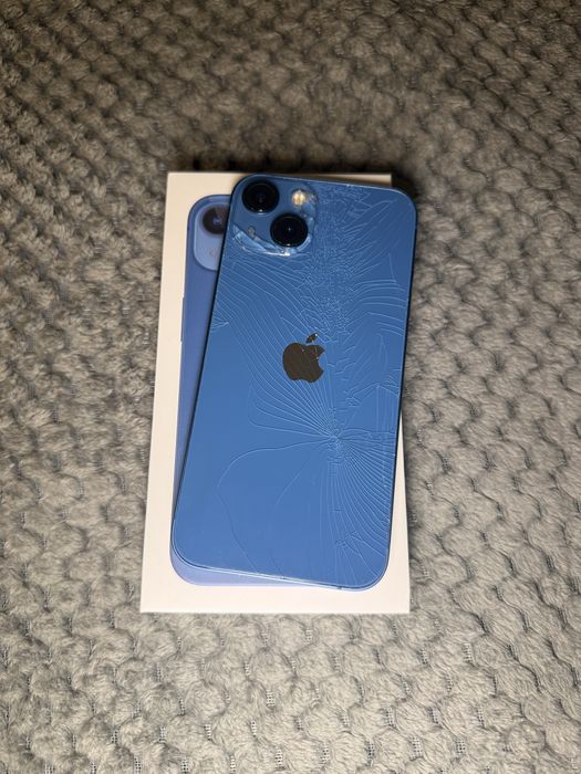 Iphone 13 niebieski 89% kondycji