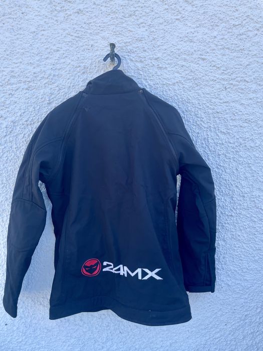 Casaco de mota impermeável